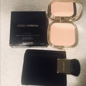 Dolce  Gabbana  Veil Pressed Powder SOFT BLUSH 3